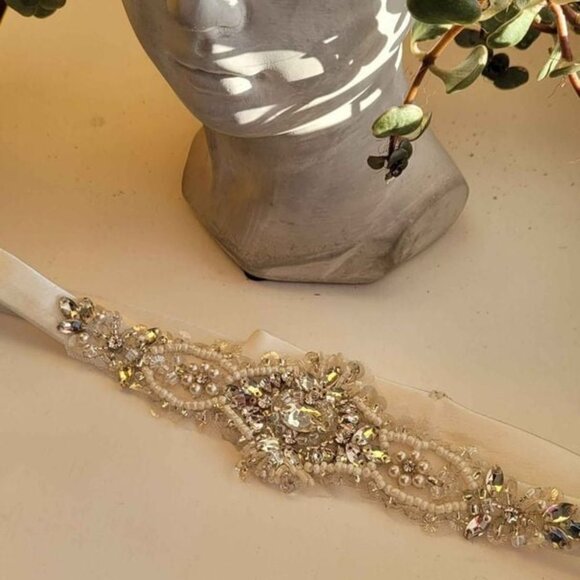Stella York Bridal Belt / Sash – Ivory, Size 6 - Picture 1 of 3